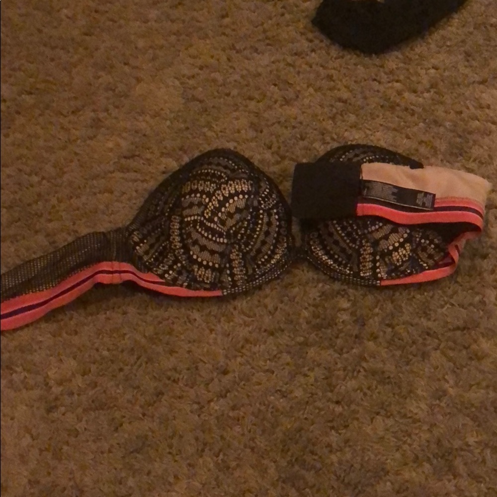 Vs bra size 34Dv